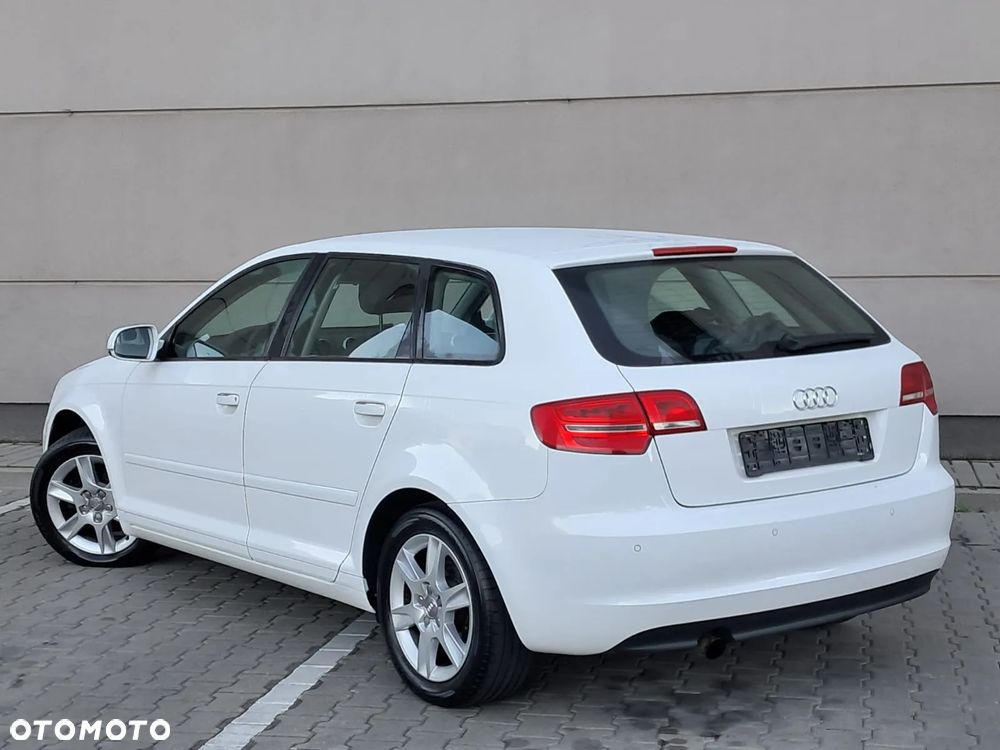 Audi A3 1.6 Limited Edition - 3