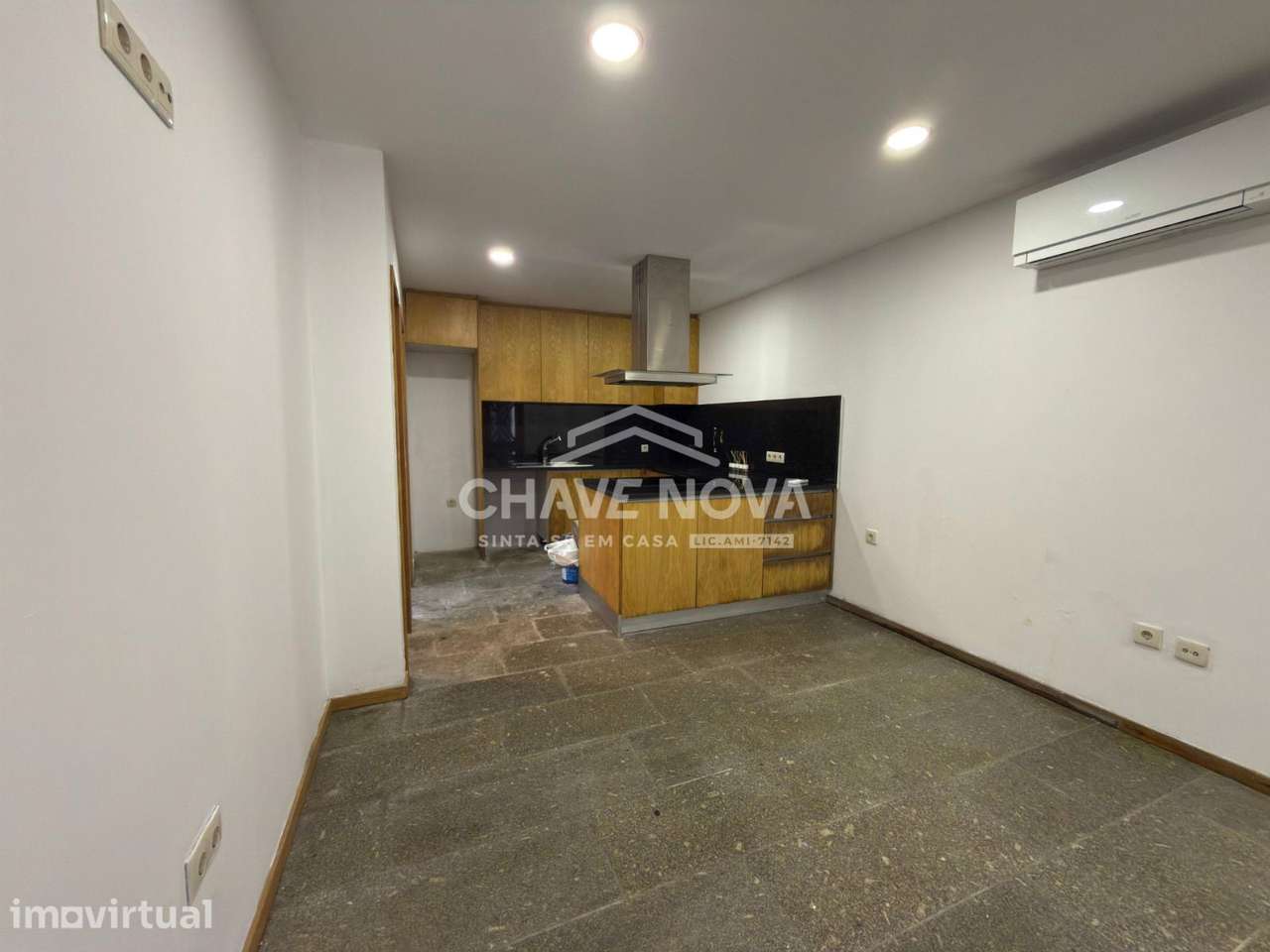 Prédio Habitacional na Afurada (RIo Douro) - Grande imagem: 4/24