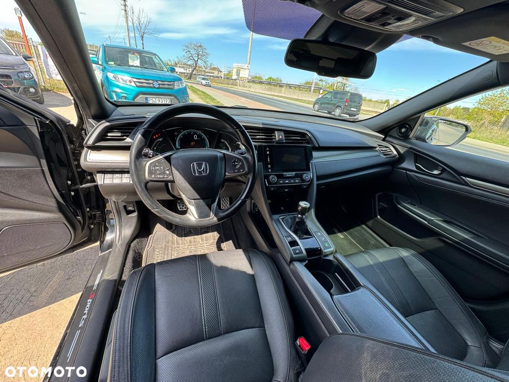 Honda Civic 1.5 i-VTEC Turbo Prestige - 13