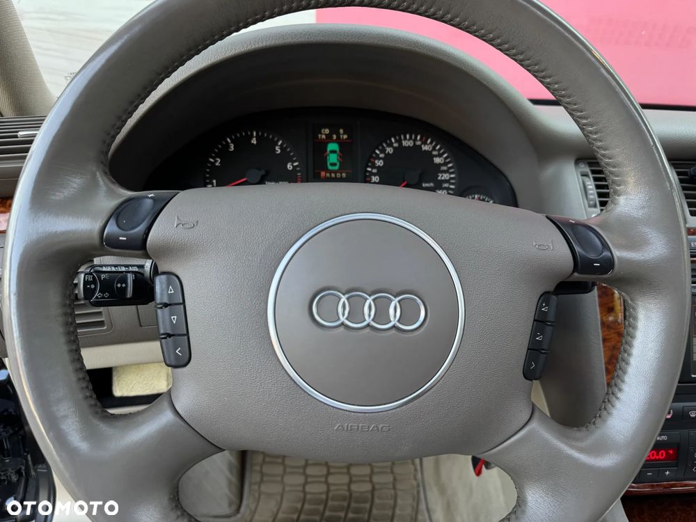 Audi A8 - 20