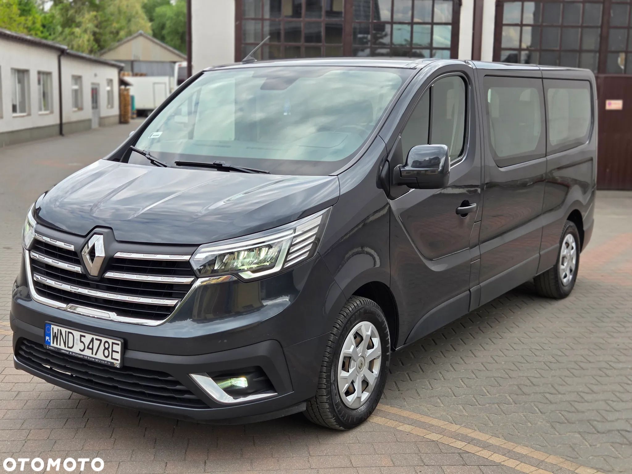 Renault Trafic - 1