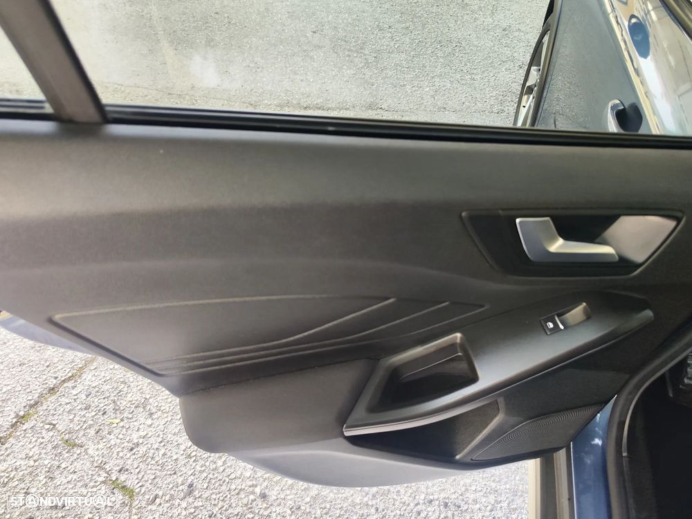 Ford Focus SW 1.0 EcoBoost Active Aut. - 23