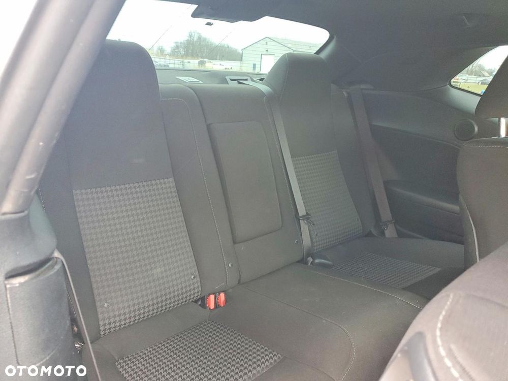 Dodge Challenger - 9