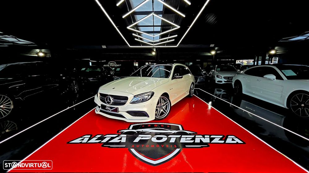 Mercedes-Benz C 63 AMG Standard - 1