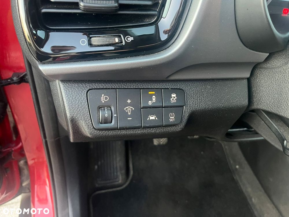 Kia Stonic 1.0 T-GDI 120 Platinum Edition - 11