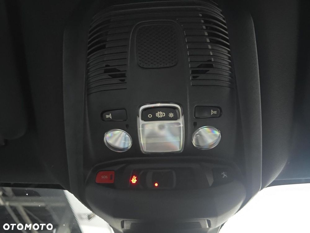 Peugeot 5008 1.5 BlueHDi GT S&S EAT8 - 24
