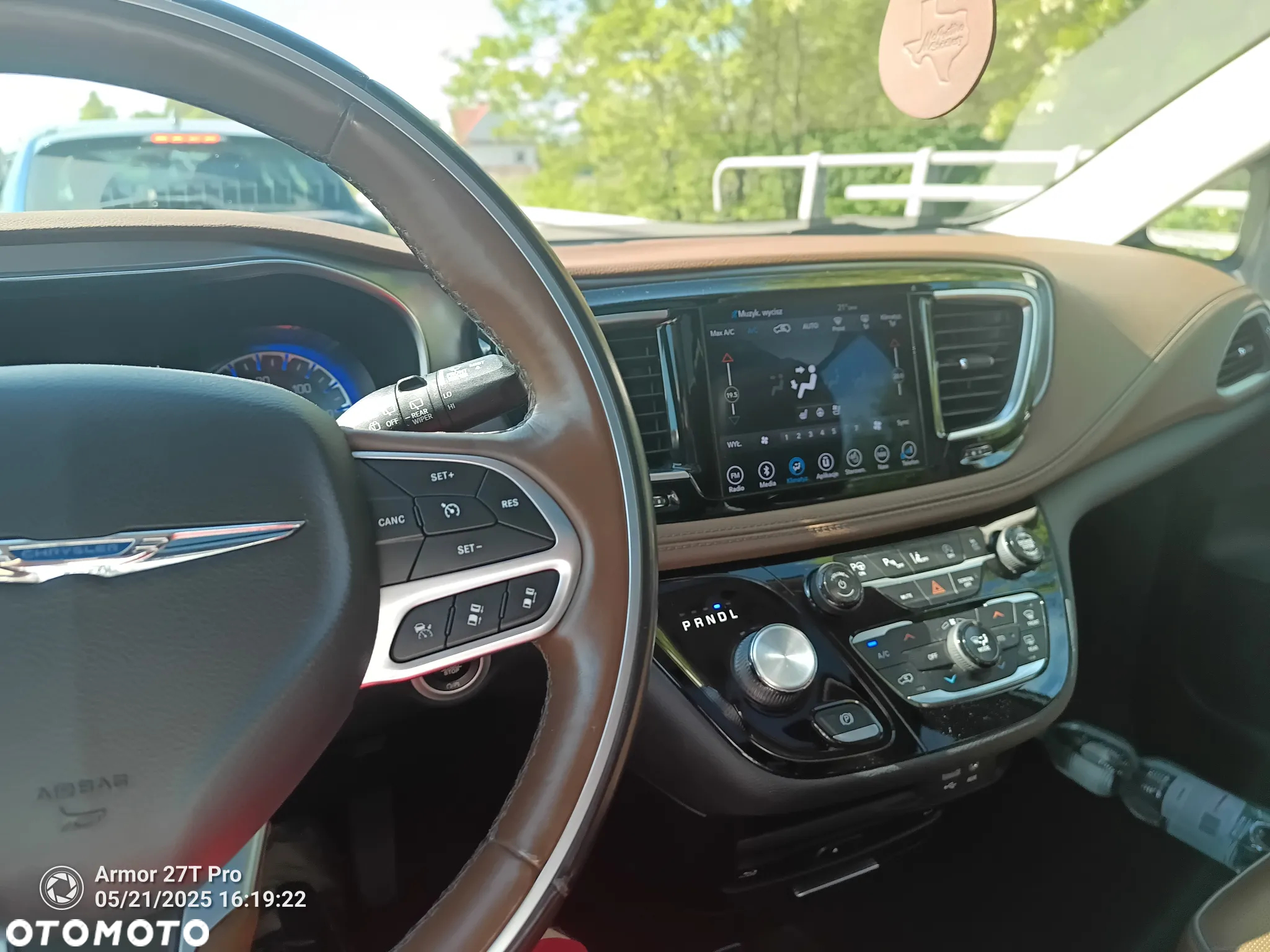 Chrysler Pacifica - 7