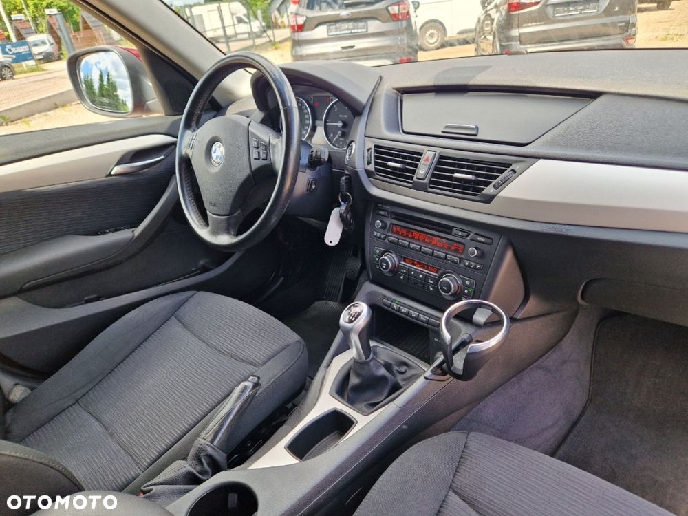 BMW X1 xDrive18d Sport Line - 19