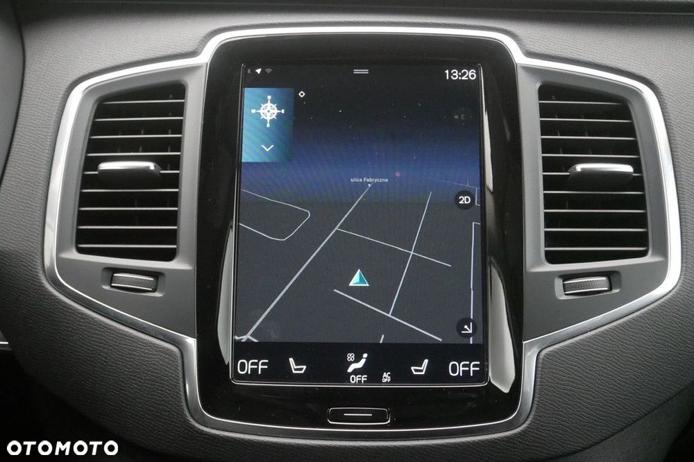 Volvo XC 90 - 22