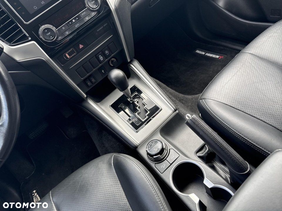 Mitsubishi L200 - 14