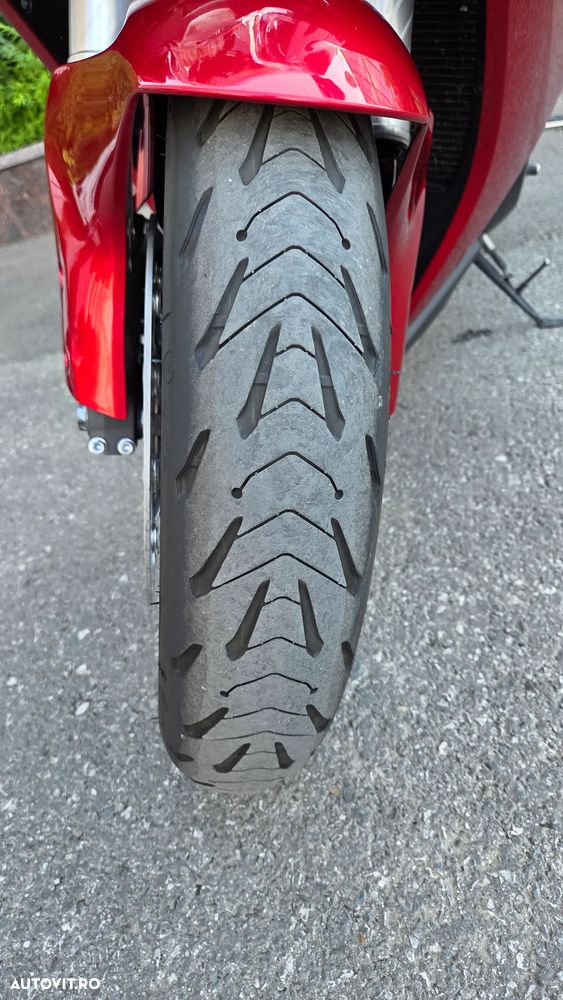 Honda VFR 1200F - 7