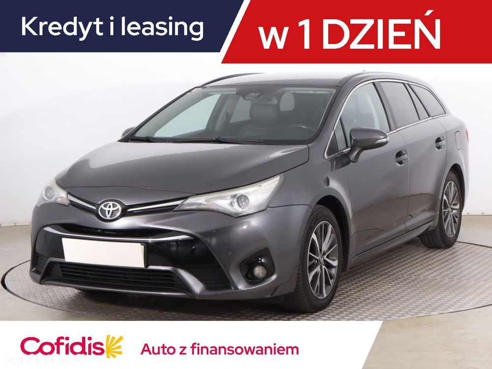 Toyota Avensis - 2