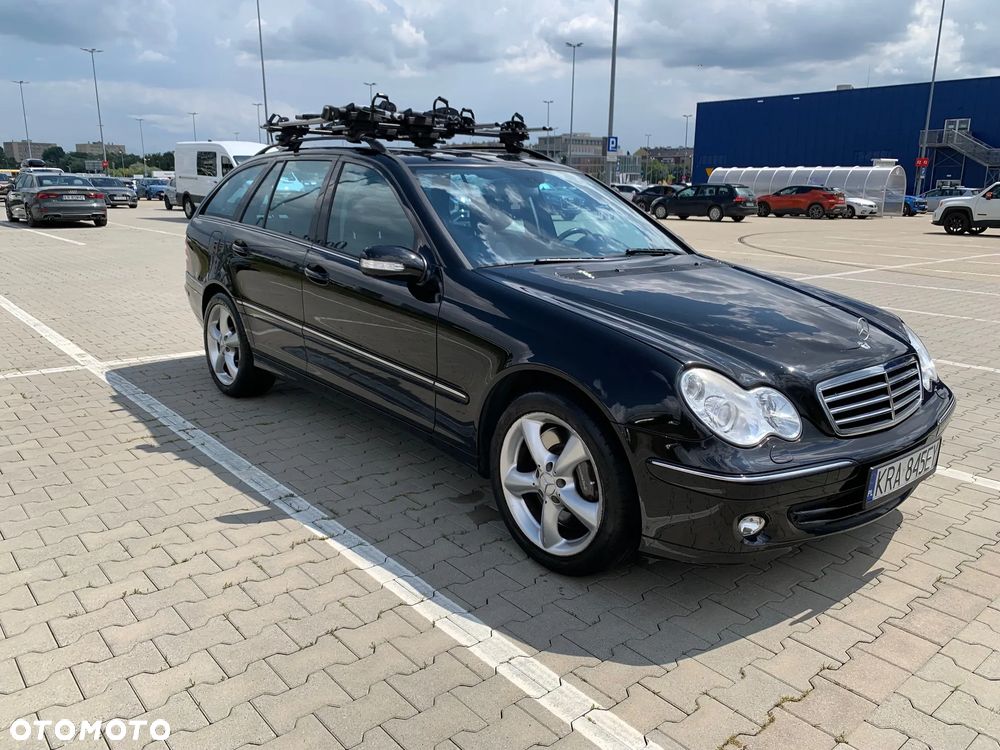 Mercedes-Benz Klasa C 350 T Avantgarde 4-Matic - 16