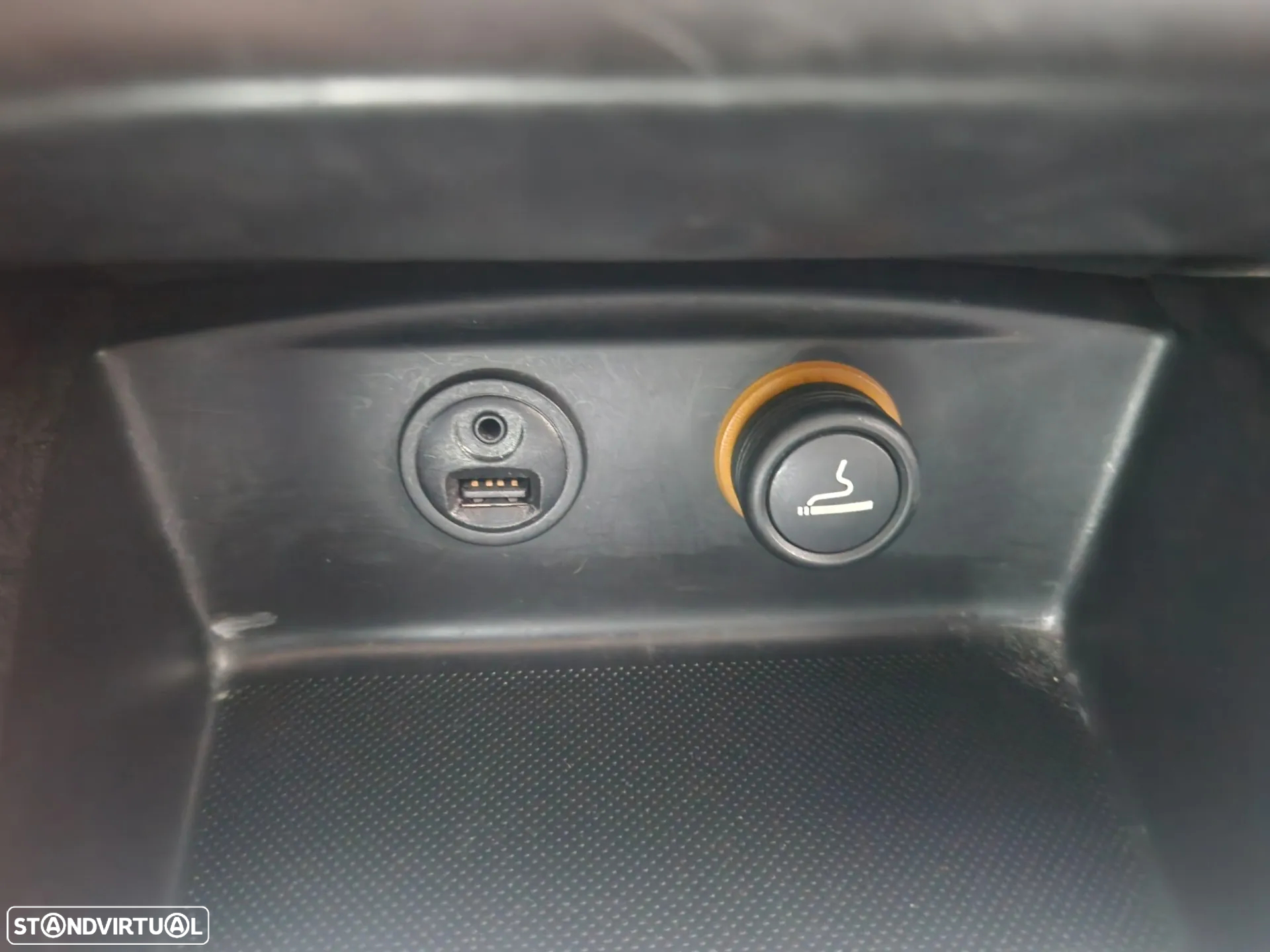 Citroën C4 1.6 BlueHDi Feel - 25