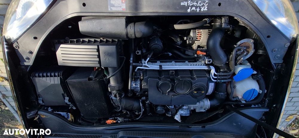 Volkswagen Golf - 14