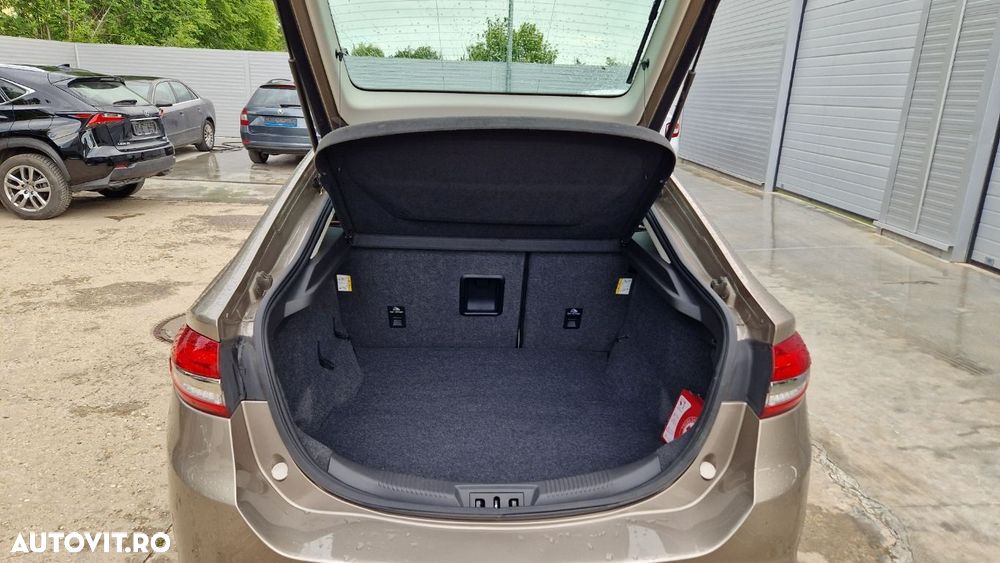 Ford Mondeo - 22