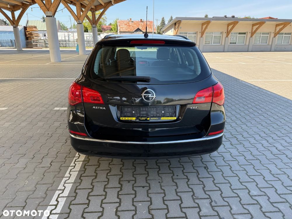 Opel Astra 1.7 CDTI Enjoy - 9