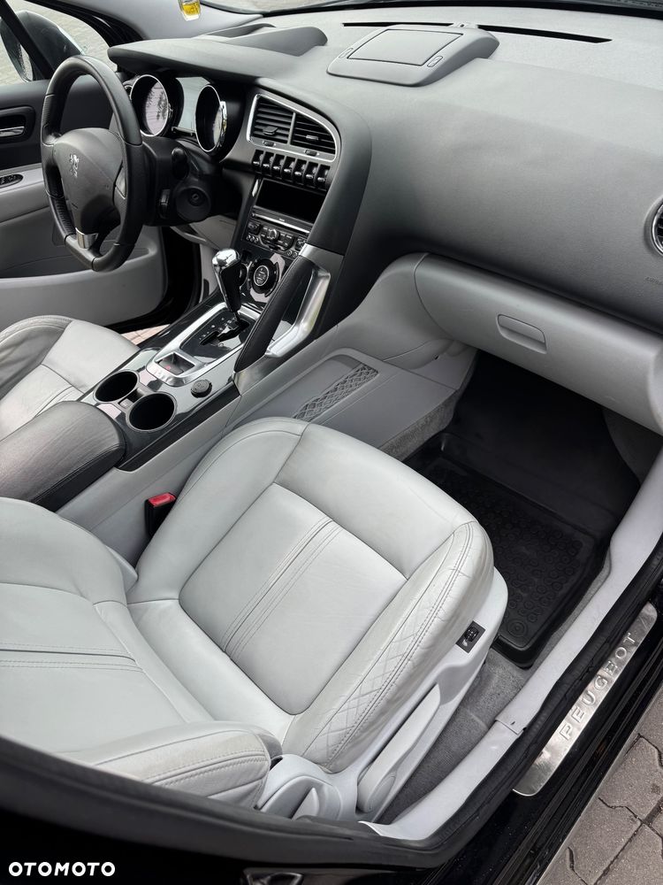 Peugeot 3008 1.6 Allure - 21