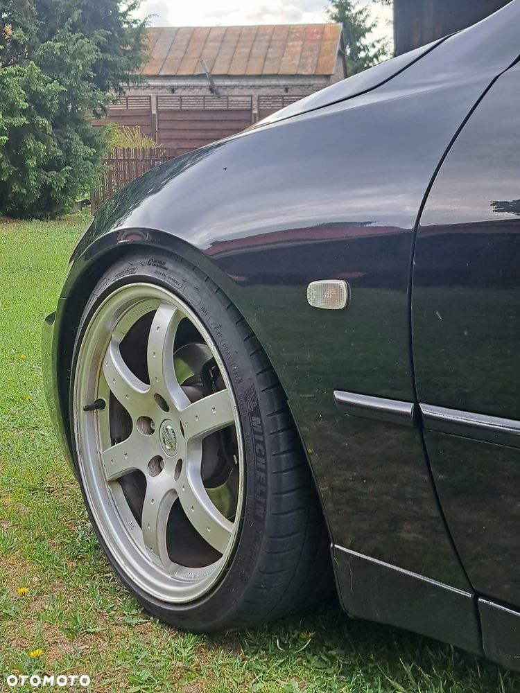 Lexus IS 200 Elegance - 9
