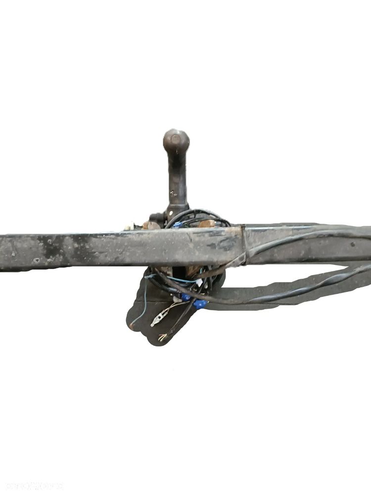 TOYOTA AVENSIS T25 03-09 KOMBI hak holowniczy * - 4