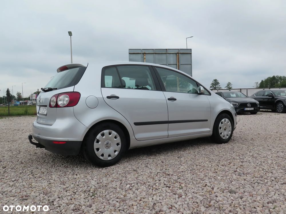 Volkswagen Golf Plus - 8
