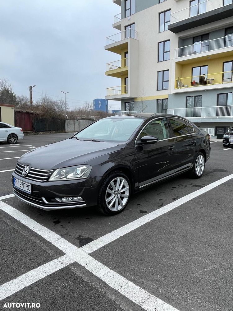 Volkswagen Passat 2.0 TDI Blue TDI DSG Comfortline - 3