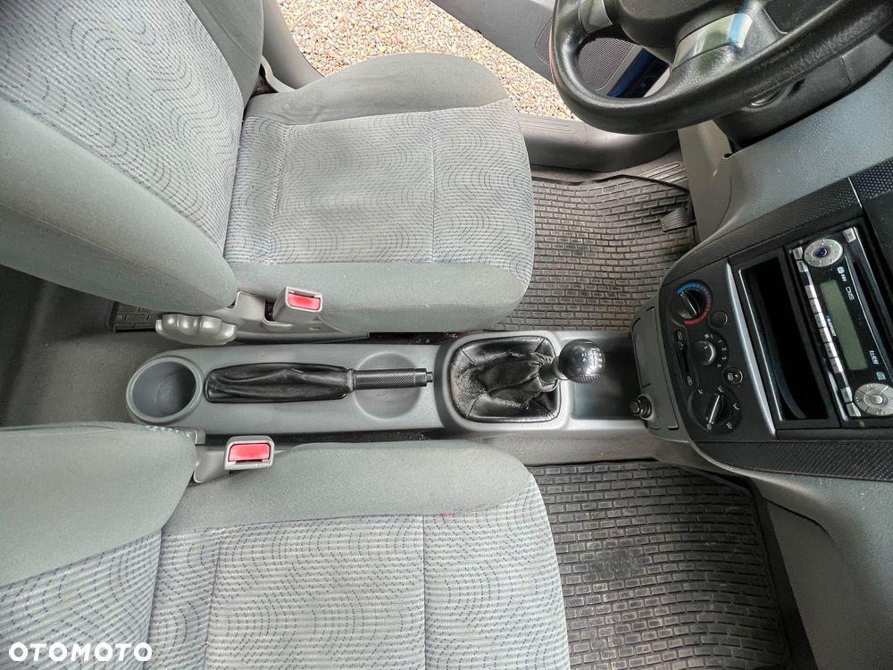 Chevrolet Aveo - 5