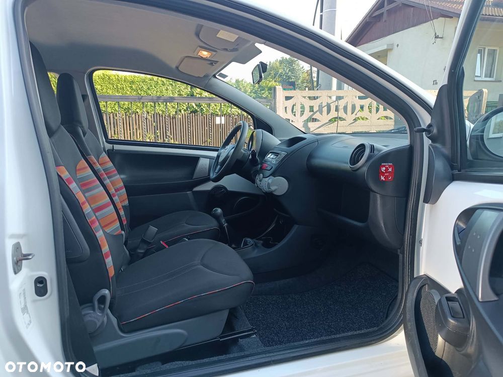 Toyota Aygo Cool&Go - 17