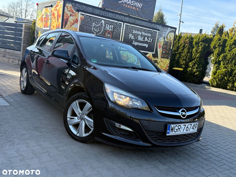 Opel Astra 1.4 Turbo - 4