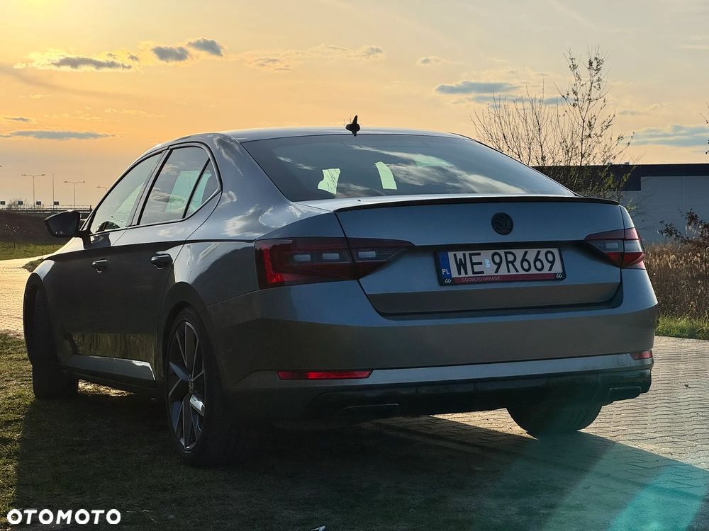 Skoda Superb 2.0 TSI 4x4 Ambition DSG - 24
