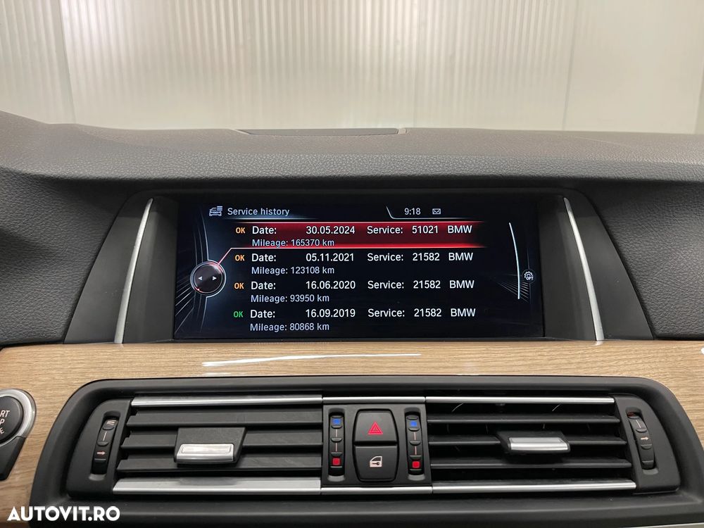 BMW Seria 5 530d xDrive Touring Aut. - 18
