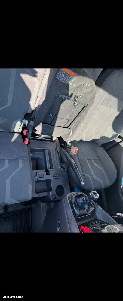 Ford Transit Connect - 12