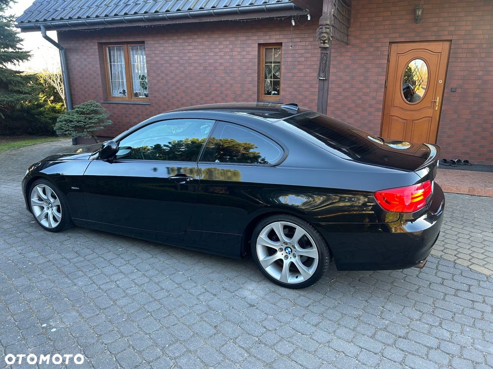 BMW Seria 3 320i M Sport Edition - 24