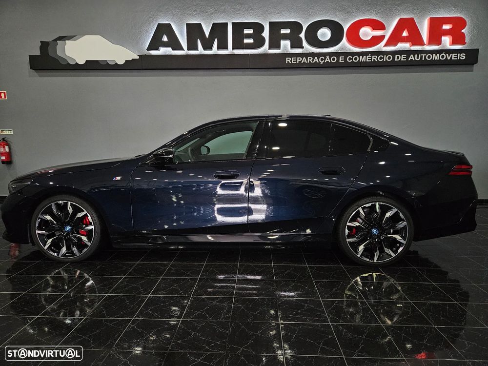 BMW i5 M60 - 2