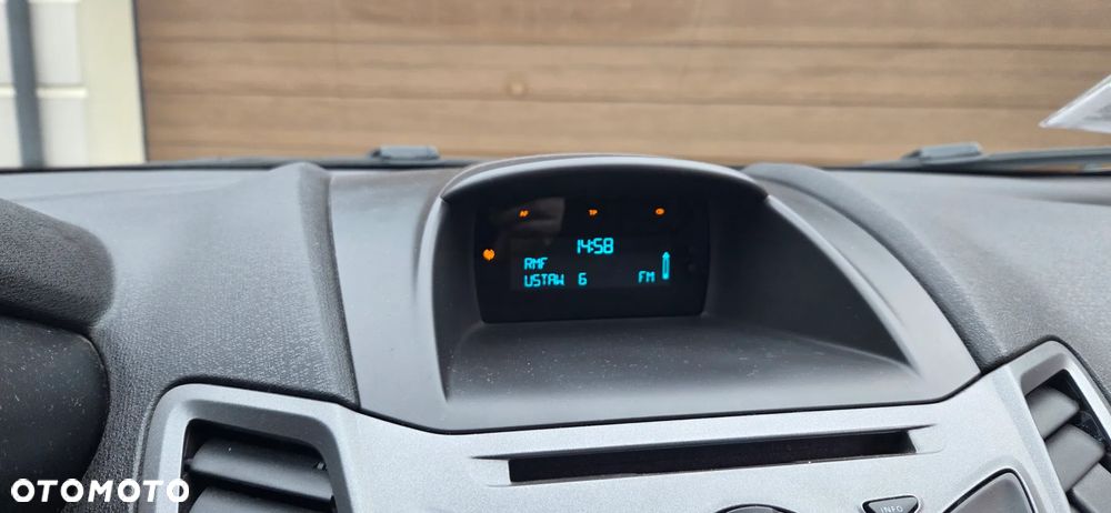 Ford Fiesta 1.25 Trend - 13