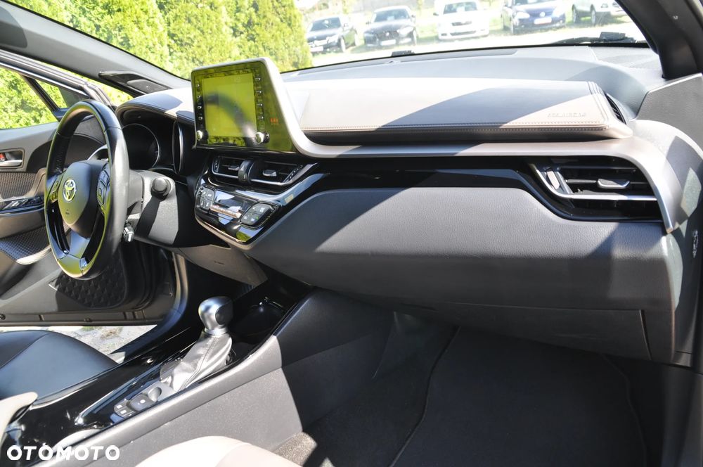 Toyota C-HR - 18