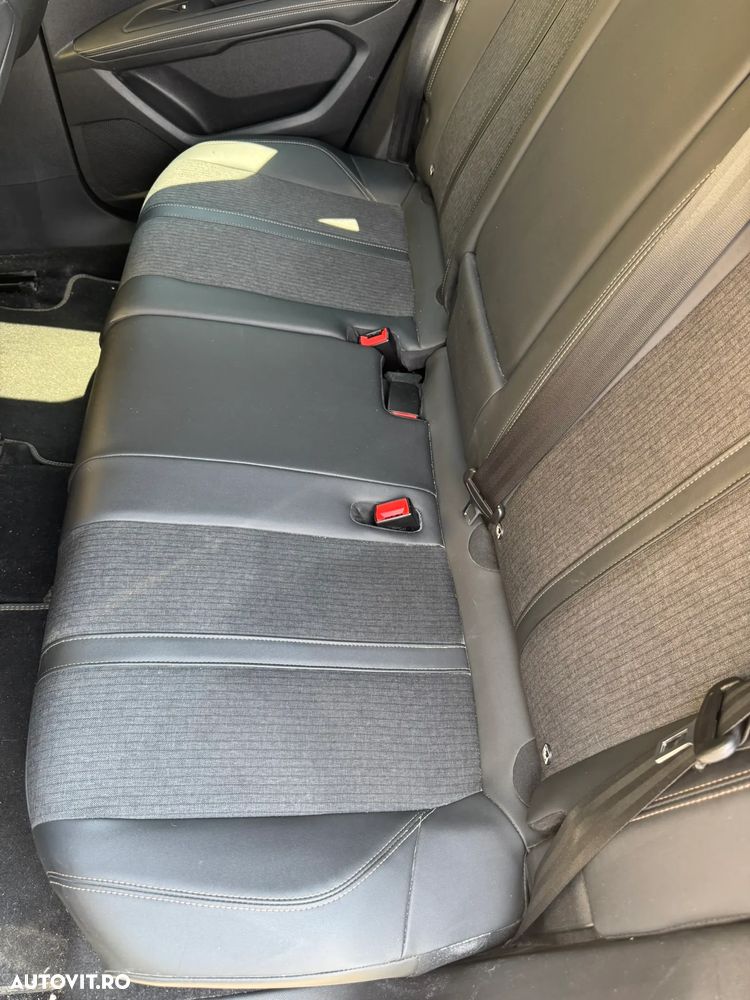 Peugeot 3008 BlueHDi 130 Stop & Start EAT8 GT - 19