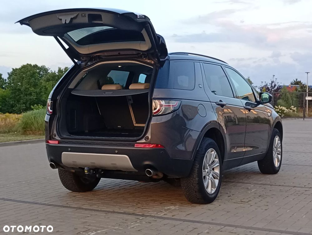 Land Rover Discovery Sport - 26