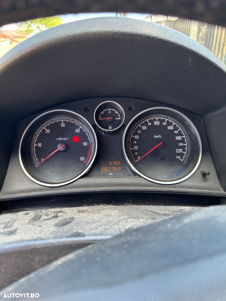 Opel Astra - 4