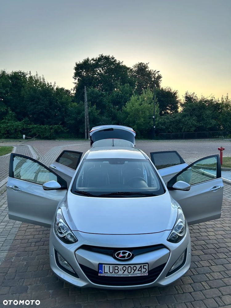 Hyundai i30 1.6 CRDi Automatik Style - 7