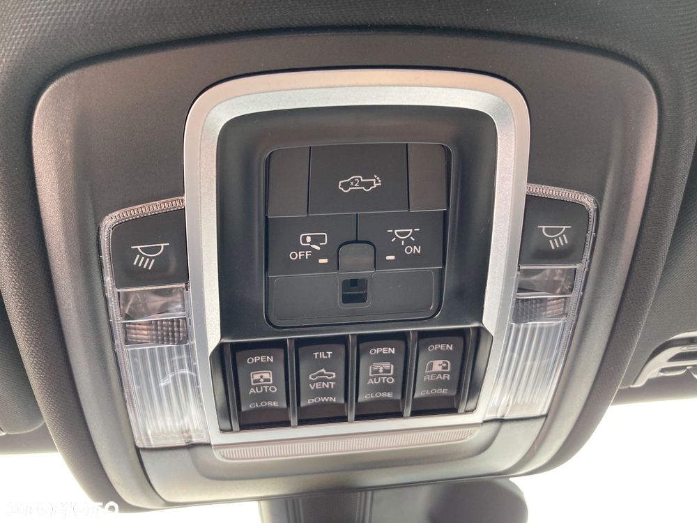 RAM 1500 - 30