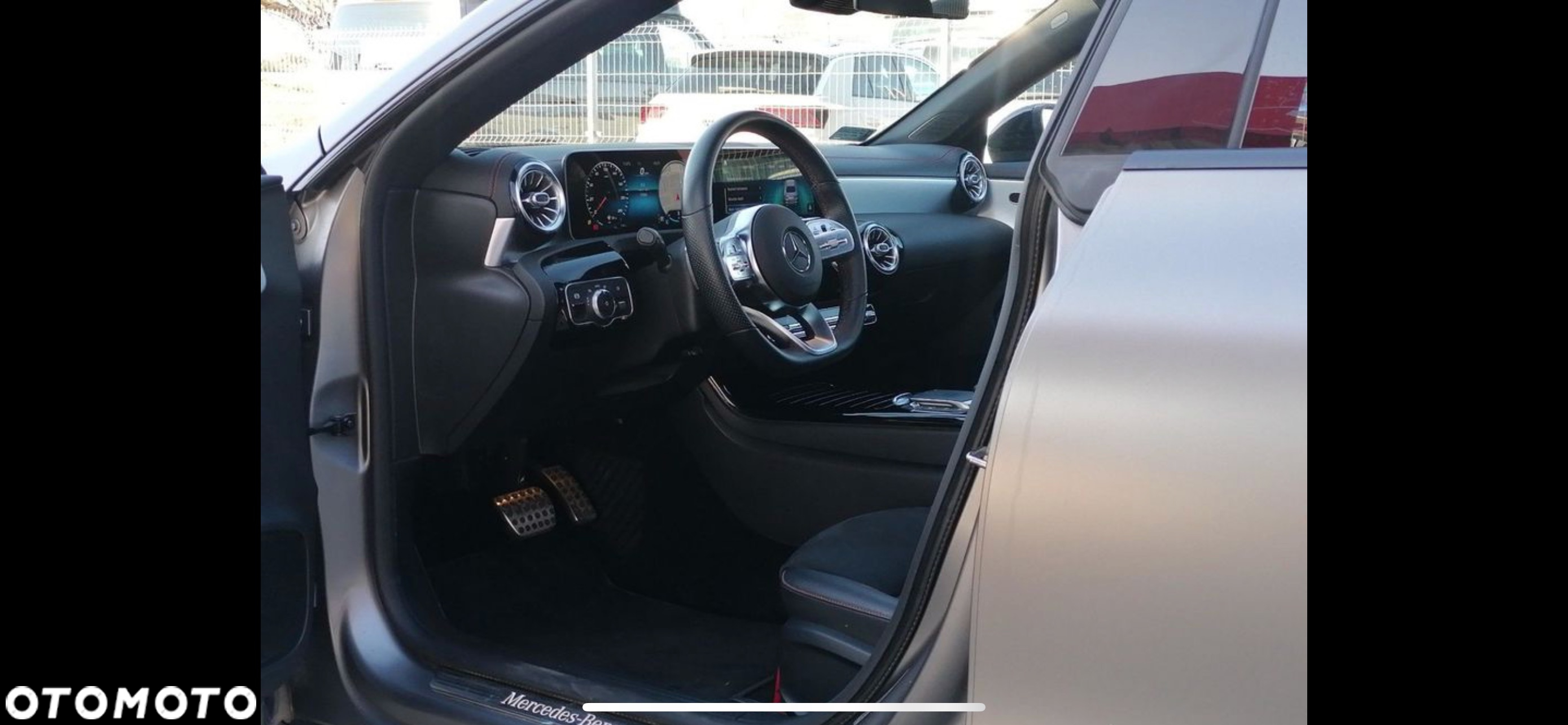 Mercedes-Benz CLA 220 4-Matic AMG Line 7G-DCT - 24