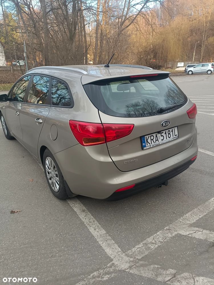 Kia Ceed 1.6 CRDi L - 21