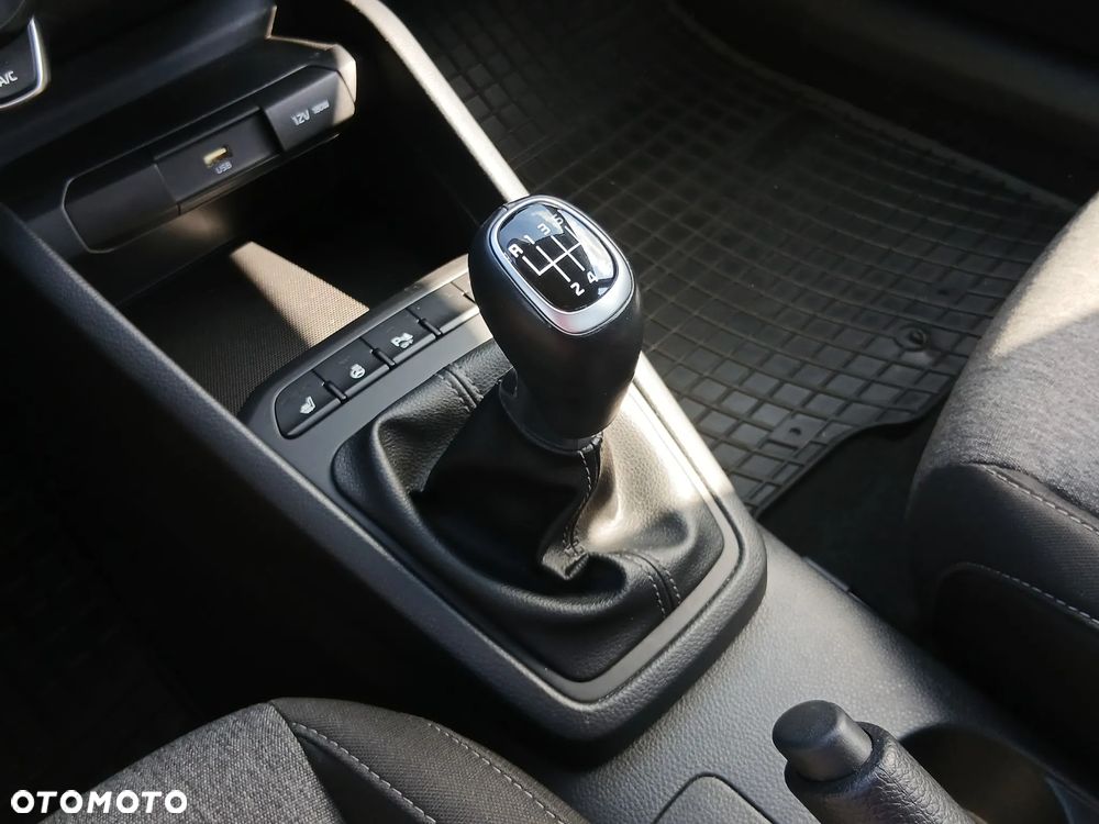 Kia Stonic 1.0 T-GDI M - 13