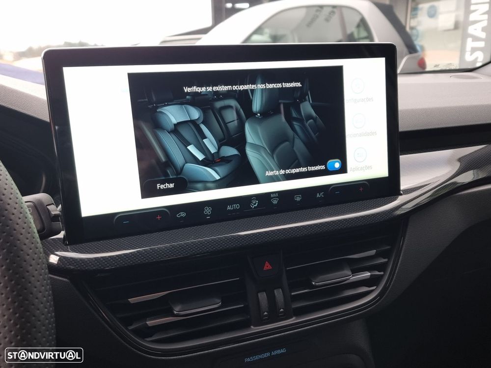 Ford Focus 1.0 EcoBoost MHEV ST-Line - 21