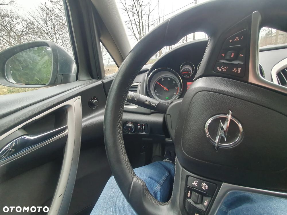 Opel Astra 1.7 CDTI DPF Cosmo - 15