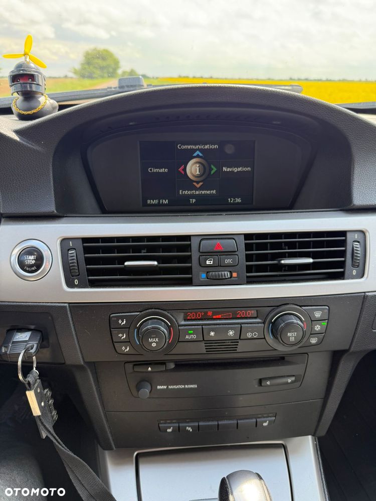 BMW Seria 3 320d DPF - 13