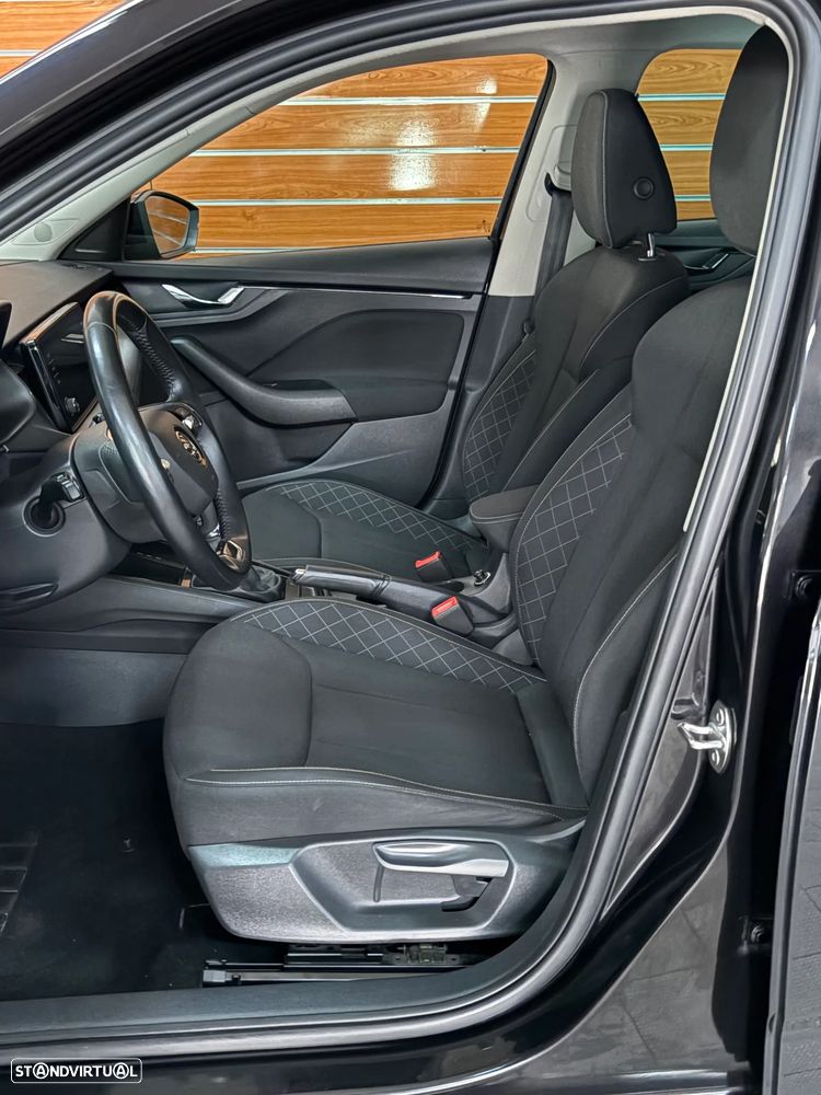 Skoda Kamiq 1.0 TSI Style DSG - 9