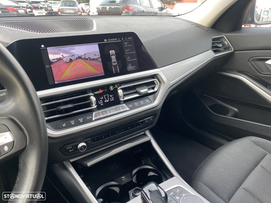 BMW 320 - 33