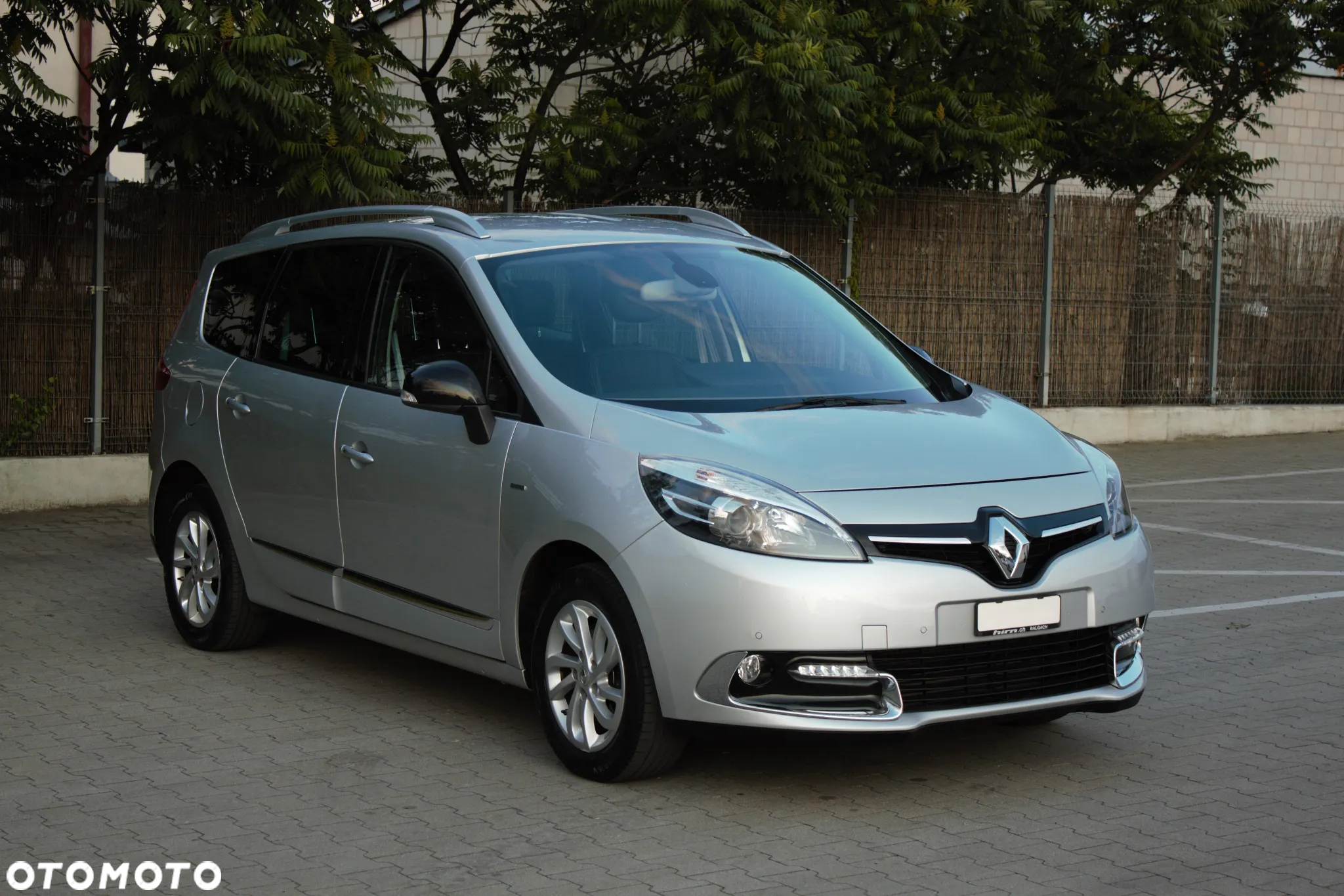 Renault Scenic ENERGY TCe 130 BOSE EDITION - 3
